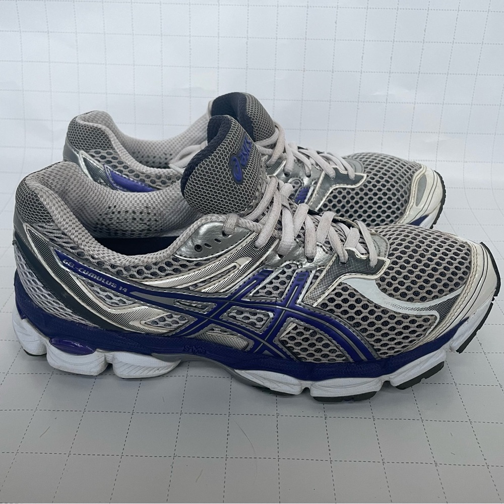 Asics Gel Cumulus 14 Running Training Athletic Shoes Silver Purple Womens Size 9